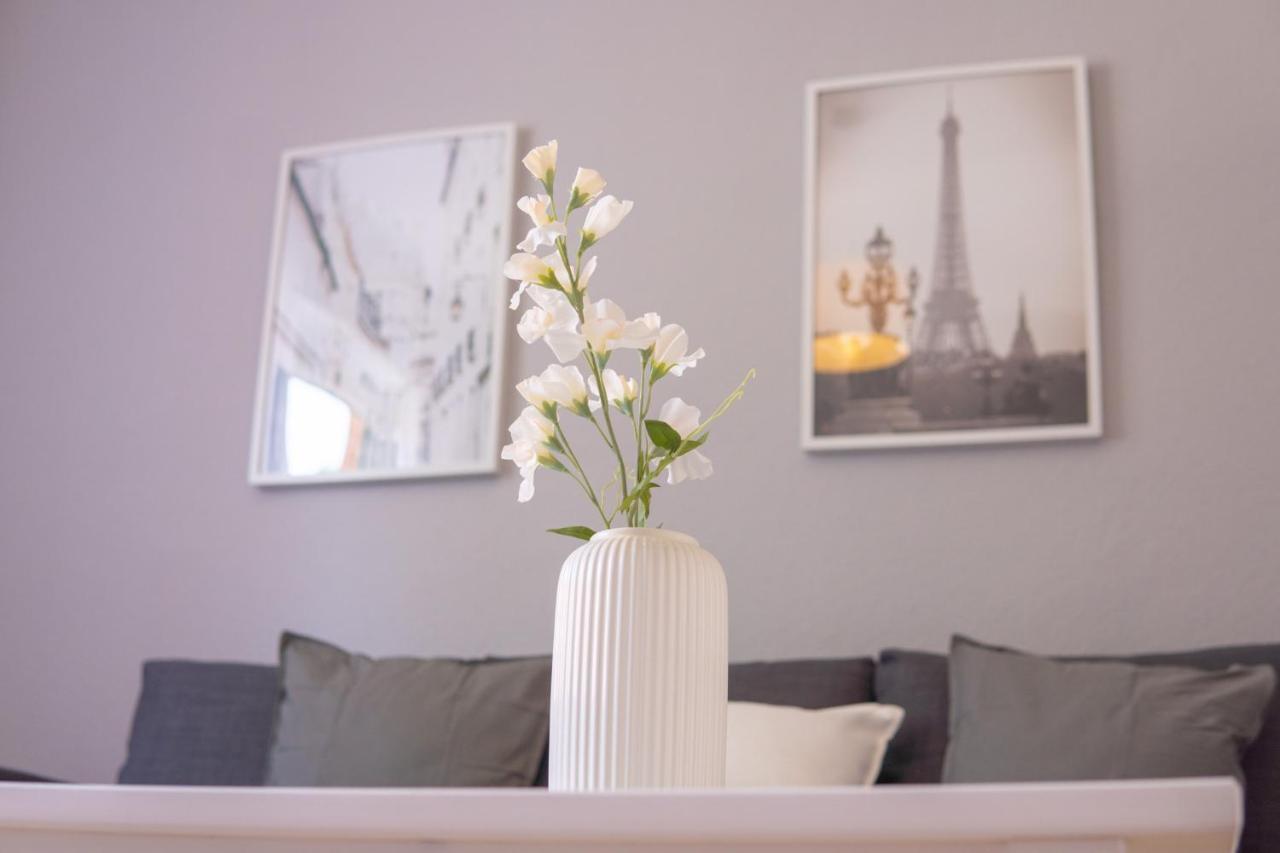 "Purple Chill" Super Zentrale Ferienwohnung Hbf-Messe-Buergerweide-Citygate-Ovb Arena BRE 外观 照片